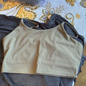 Halara crop top built-in shelf bra